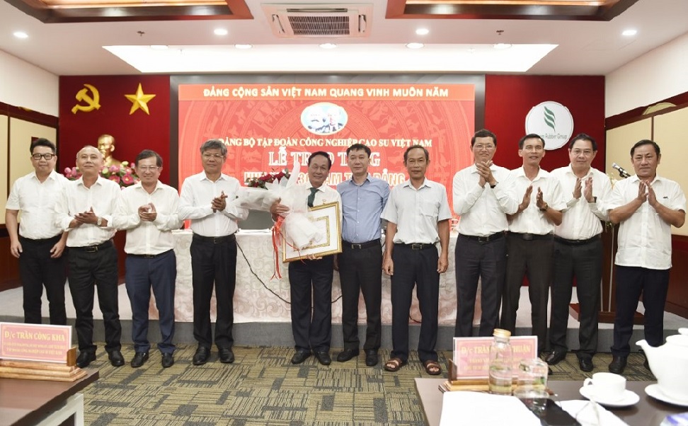Đảng bộ VRG quyết tâm thực hiện thắng lợi nhiệm vụ đề ra